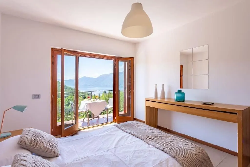 Italian Lakes Villa With Lake Views Dumenza Σπίτι διακοπών