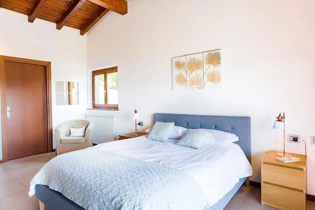 펜션 Italian Lakes Villa With Lake Views Dumenza